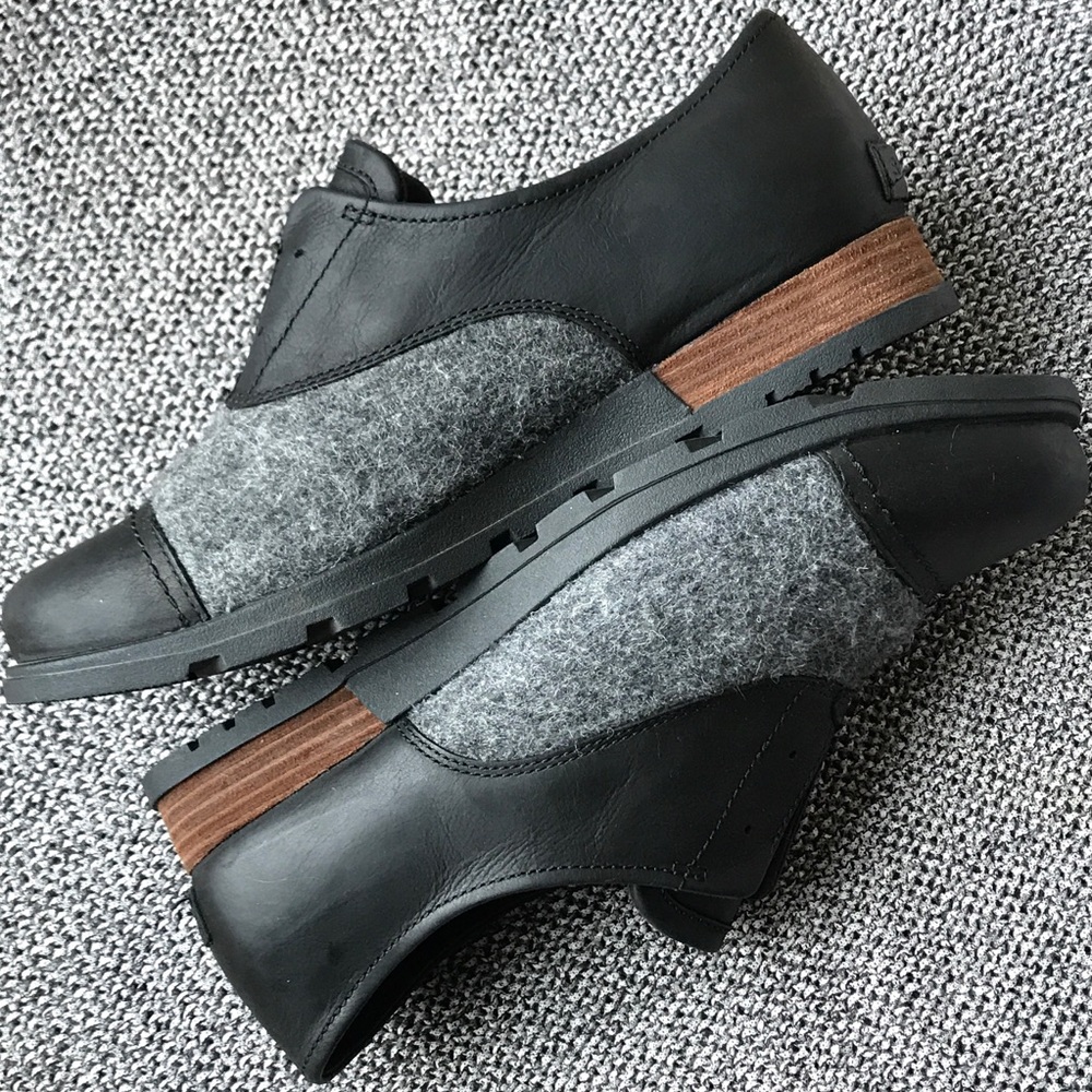 NWOT SOREL Major OXFORDS waterproof leather US 9.5